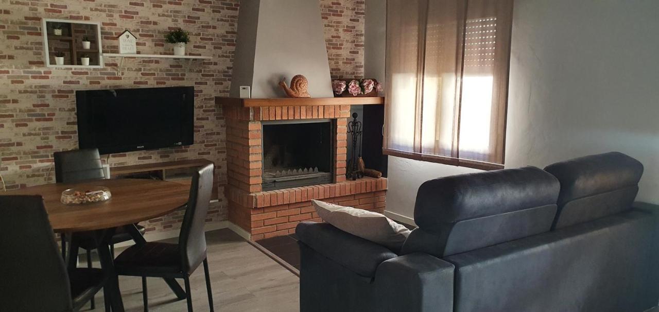 El Rincon De Celia Apartment Graus Bagian luar foto