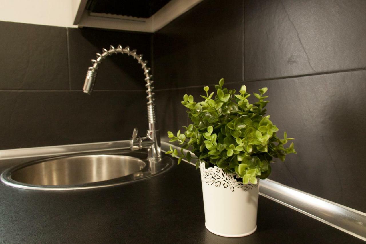 El Rincon De Celia Apartment Graus Bagian luar foto